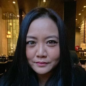 Meet your Posher, Cassandra